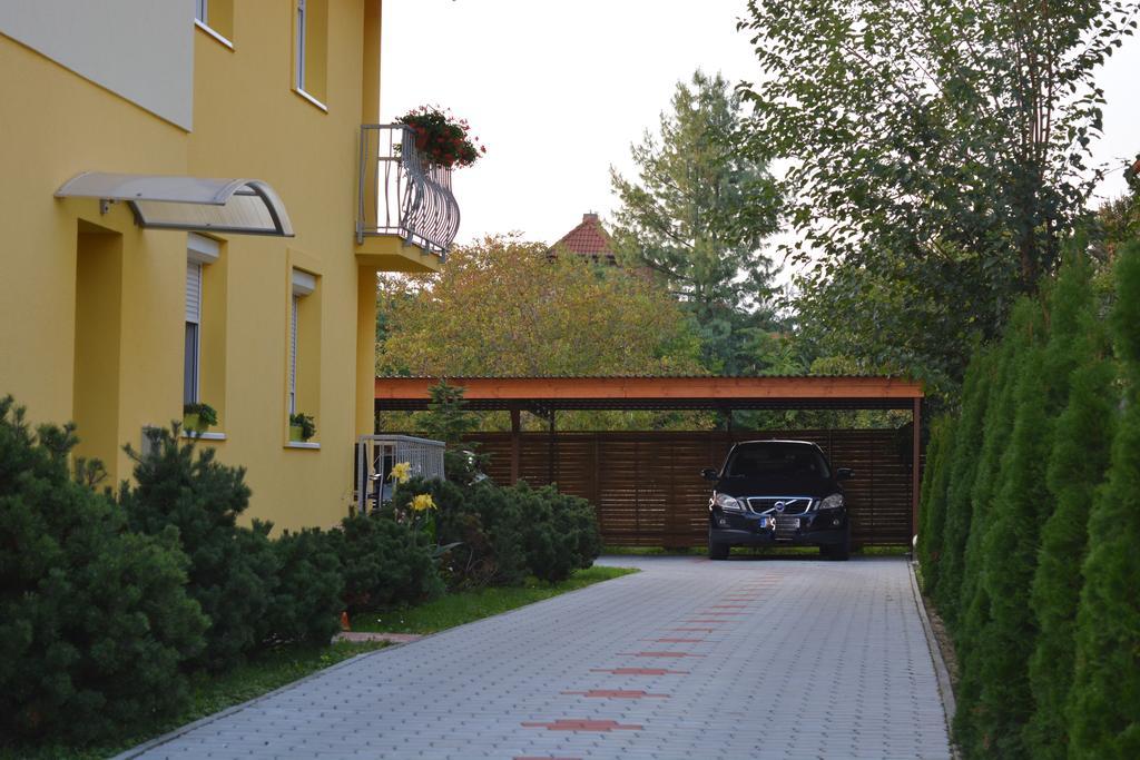 Salve Apartment Хевиз Экстерьер фото